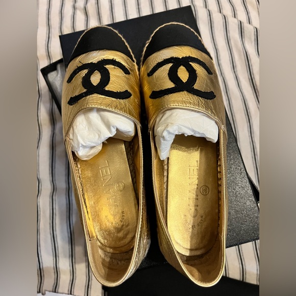 CHANEL cruise gold black espadrilles like new size 9 - Picture 5 of 6